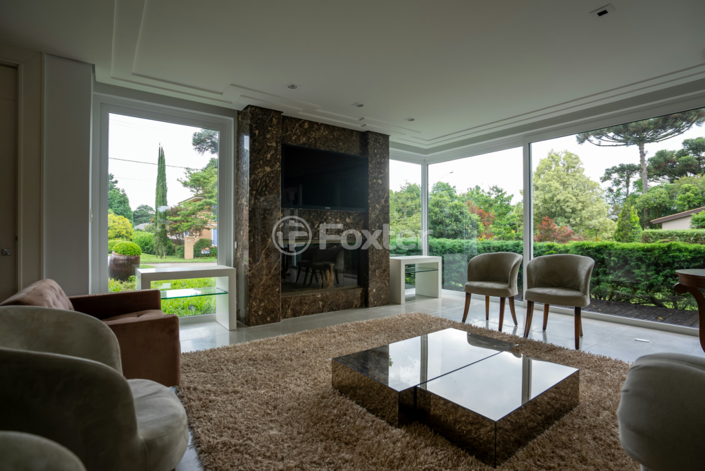 Casa de Condomínio à venda com 3 quartos, 275m² - Foto 4