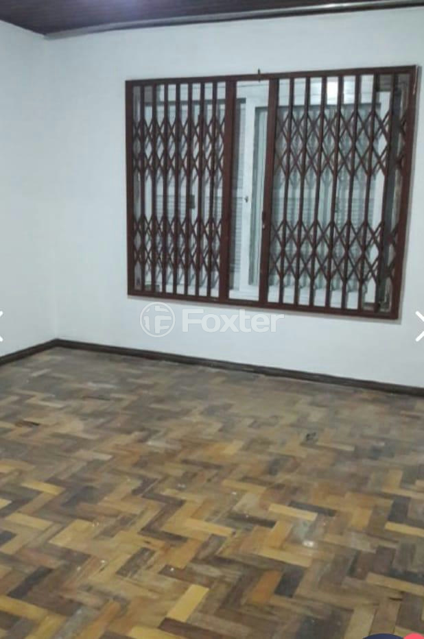 Casa à venda com 2 quartos, 100m² - Foto 2
