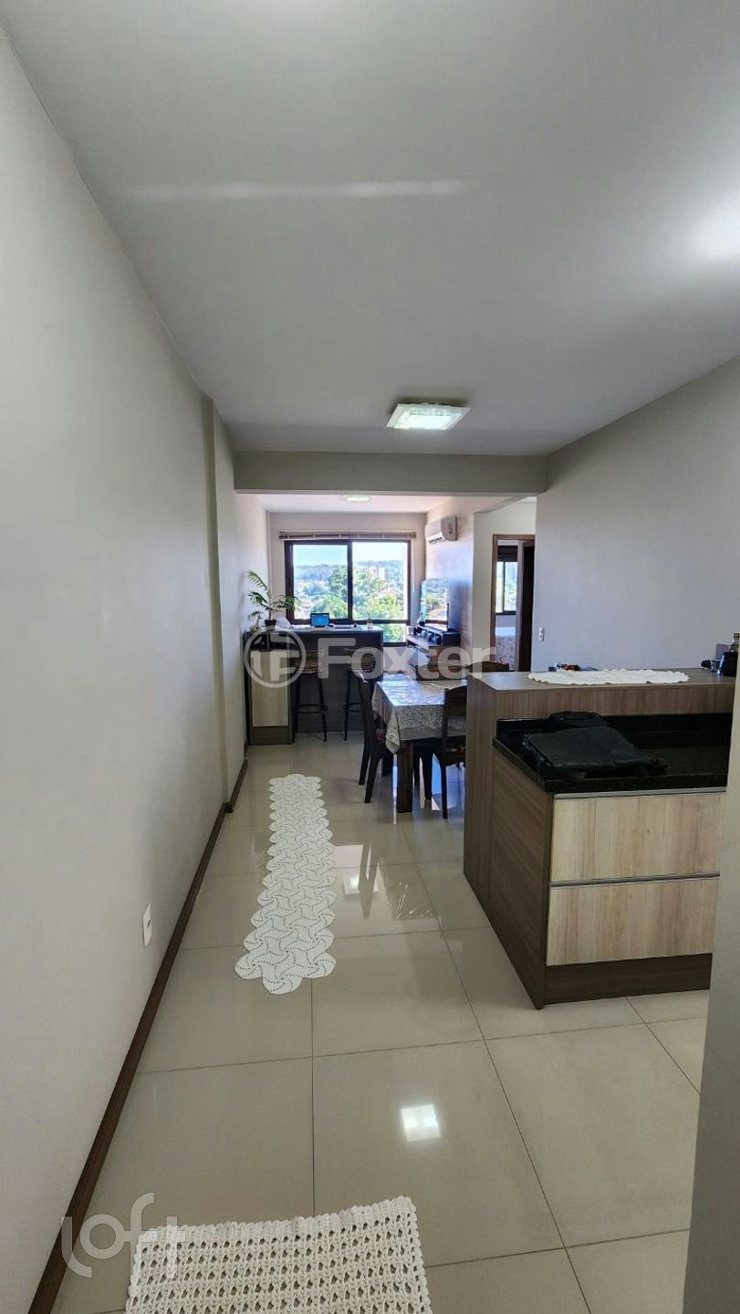Apartamento à venda com 2 quartos, 73m² - Foto 4