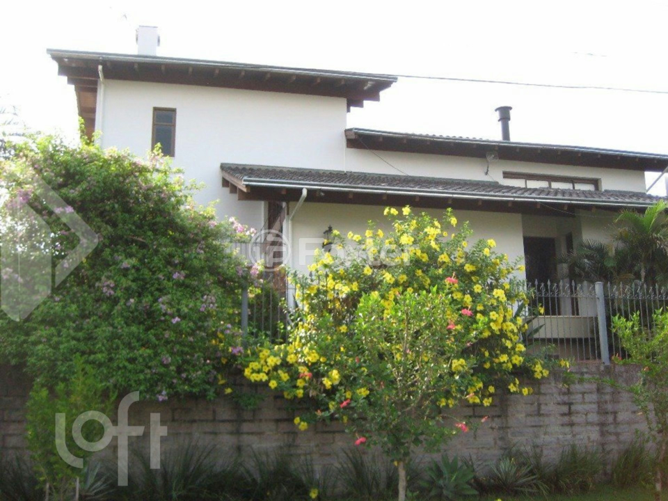 Casa à venda com 3 quartos, 453m² - Foto 2