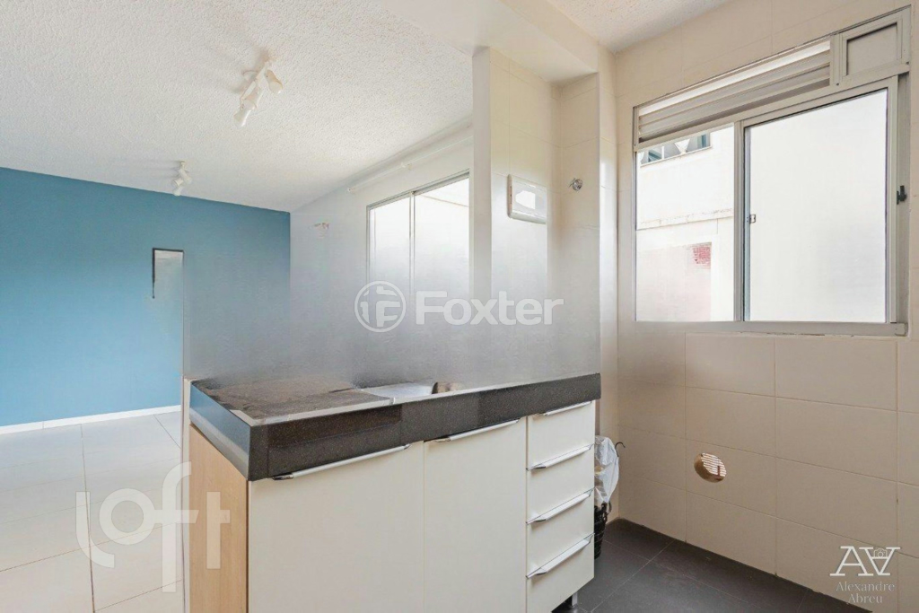 Apartamento à venda com 2 quartos, 41m² - Foto 4