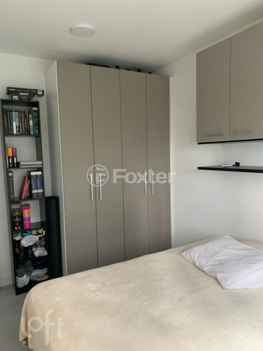 Apartamento à venda com 2 quartos, 56m² - Foto 17