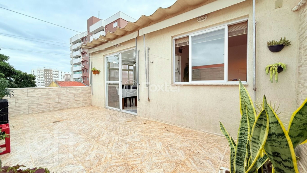 Cobertura à venda com 3 quartos, 139m² - Foto 4