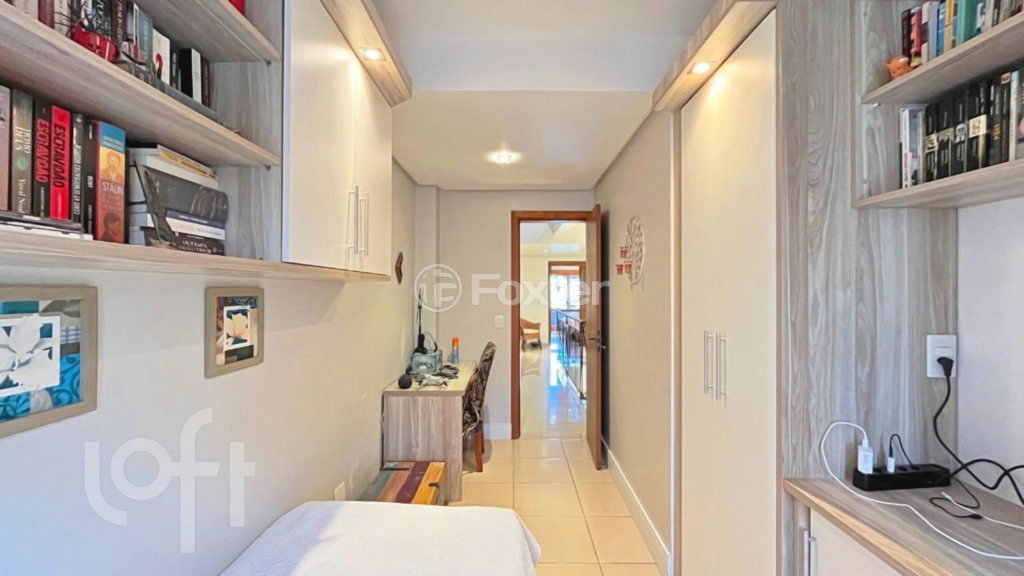 Casa à venda com 3 quartos, 198m² - Foto 27