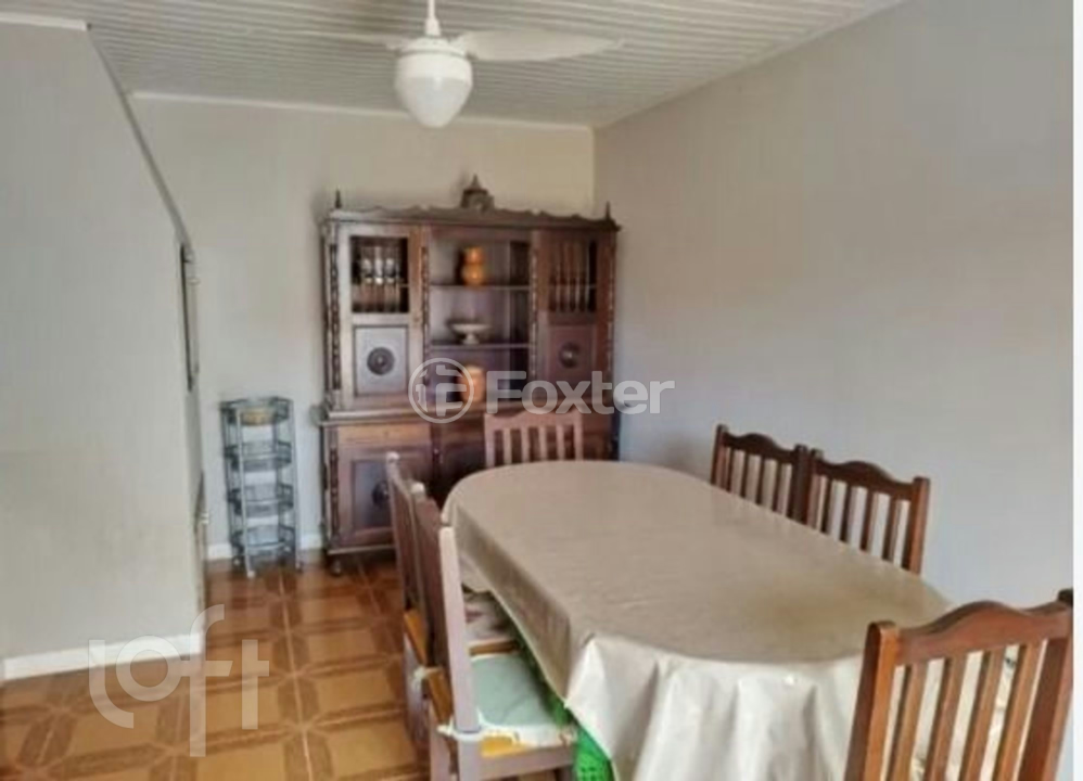 Casa à venda com 3 quartos, 300m² - Foto 1