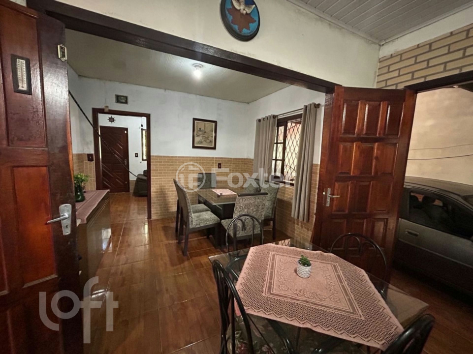Casa à venda com 2 quartos, 100m² - Foto 3