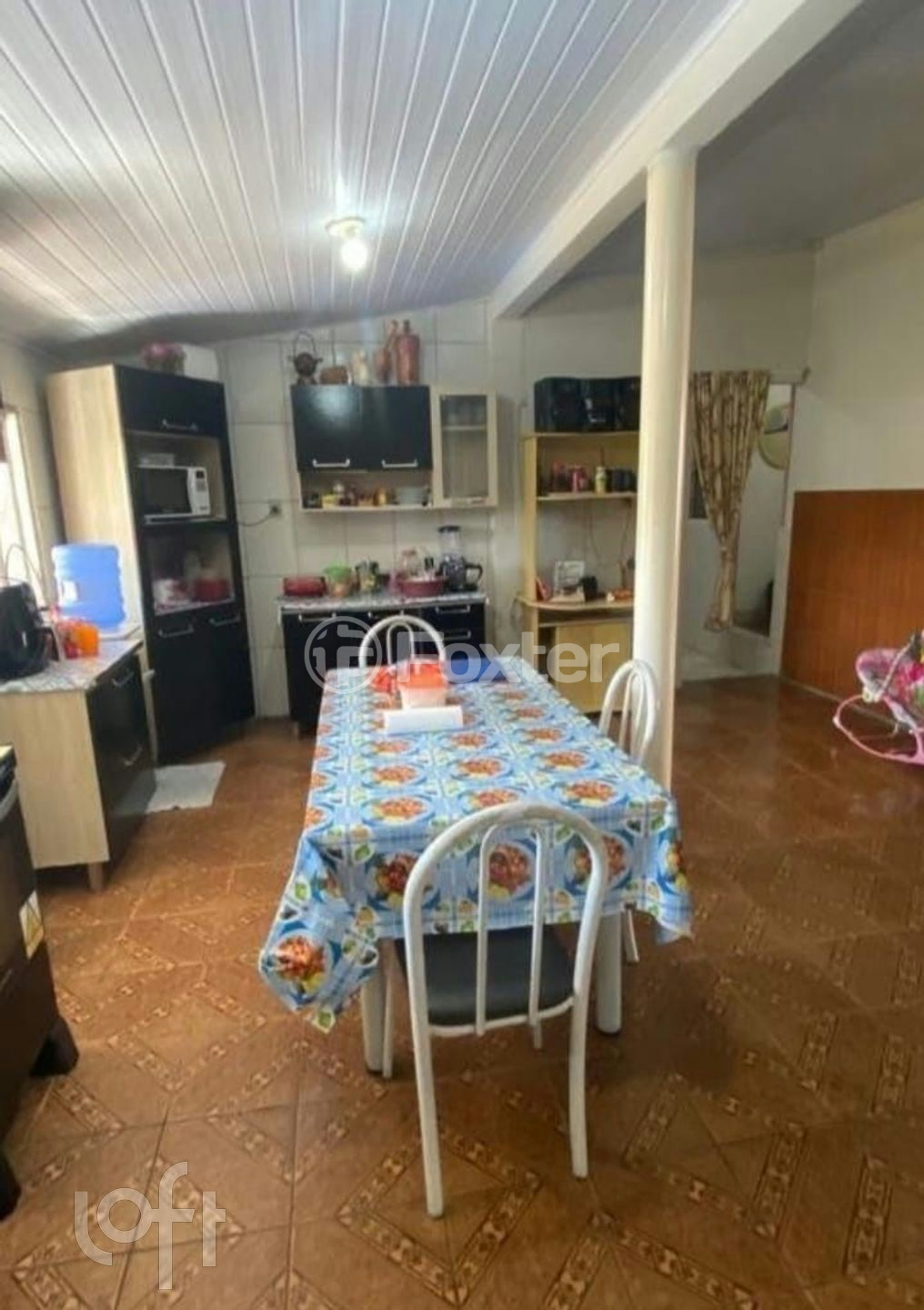 Casa à venda com 2 quartos, 140m² - Foto 2