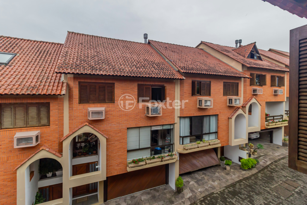 Casa de Condomínio à venda com 4 quartos, 204m² - Foto 23