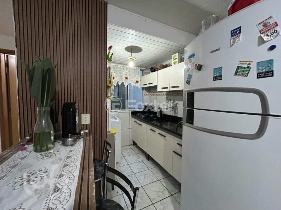 Apartamento à venda com 2 quartos, 42m² - Foto 4