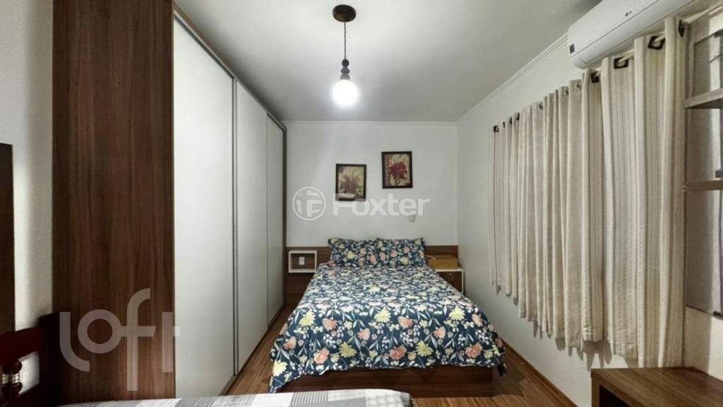 Casa à venda com 3 quartos, 134m² - Foto 7