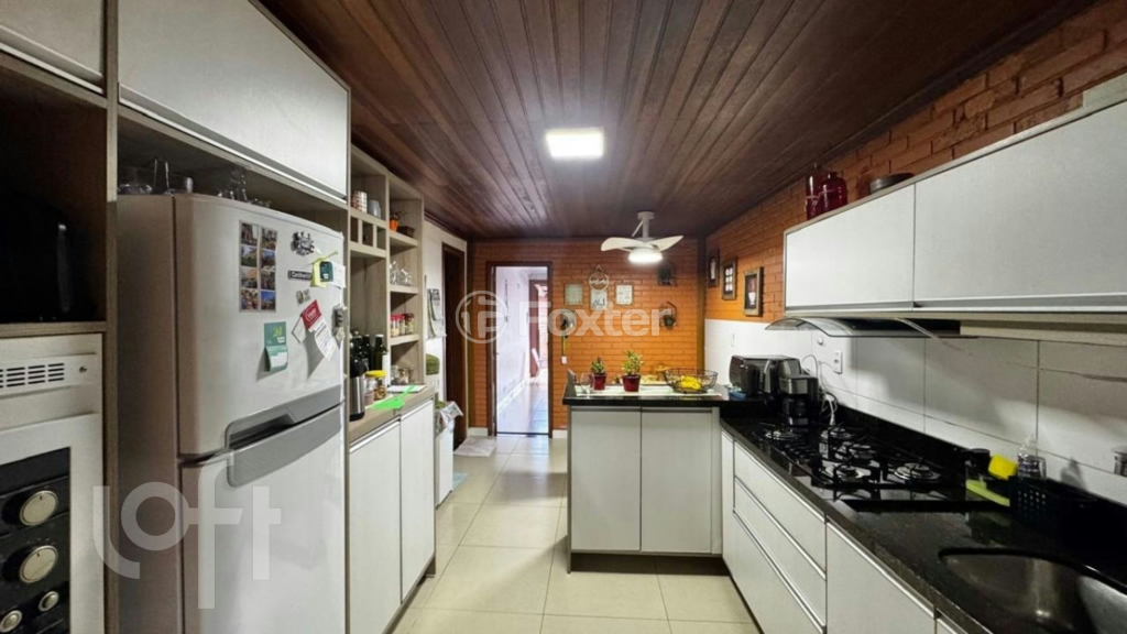 Casa à venda com 3 quartos, 134m² - Foto 16