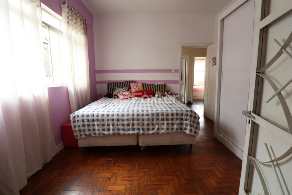 Casa à venda com 5 quartos, 260m² - Foto 28