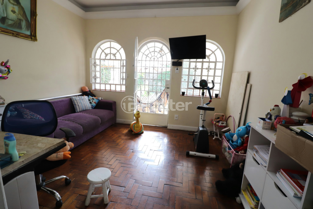 Casa à venda com 5 quartos, 260m² - Foto 6