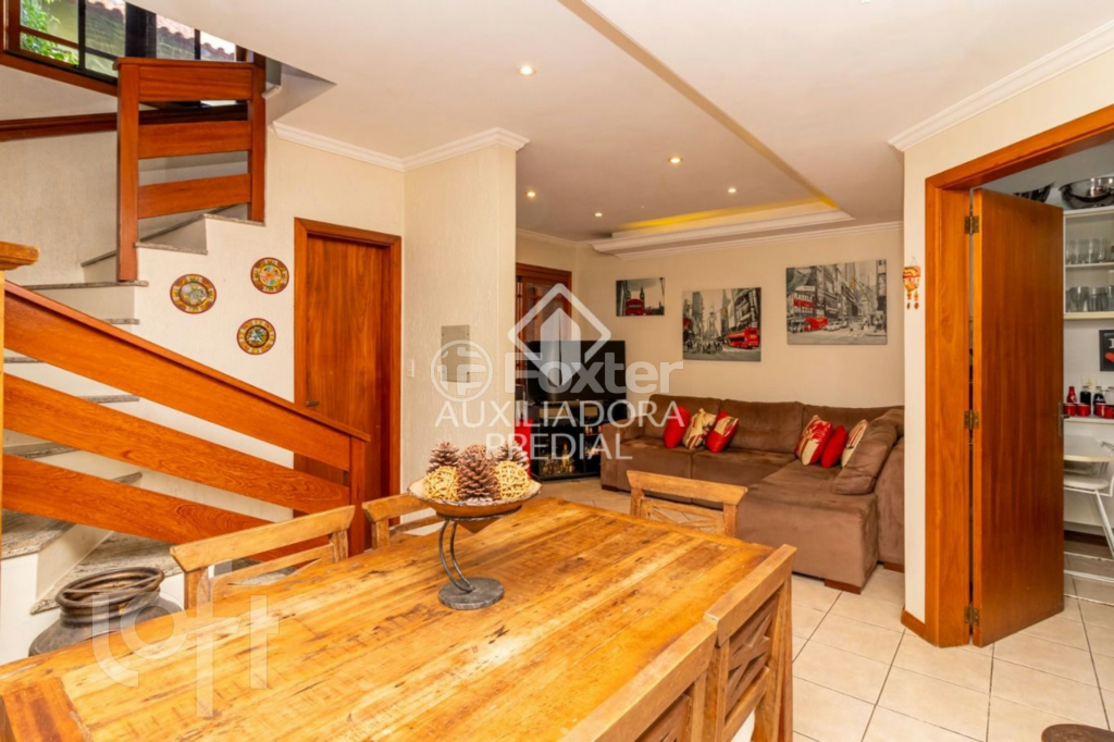 Casa de Condomínio à venda com 3 quartos, 129m² - Foto 1