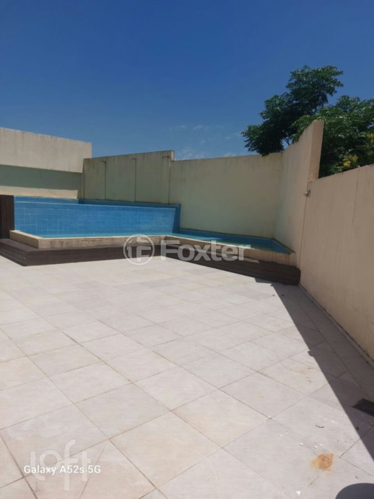 Apartamento à venda com 2 quartos, 42m² - Foto 3