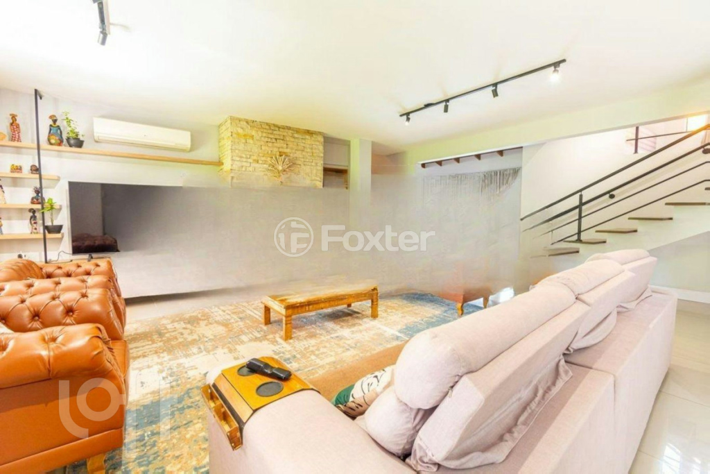 Casa de Condomínio à venda com 3 quartos, 400m² - Foto 2