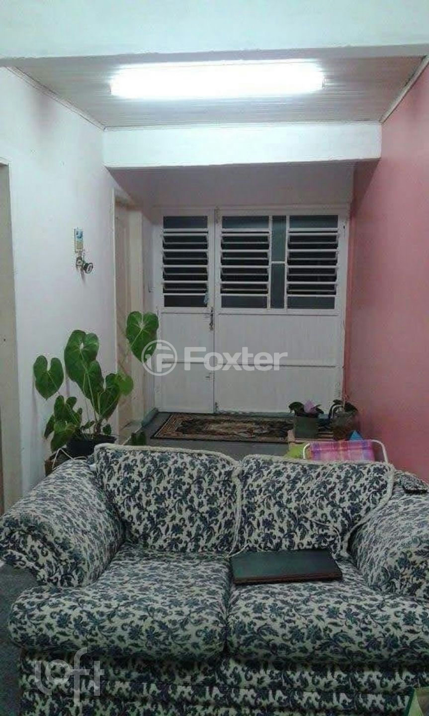 Casa à venda com 1 quarto, 151m² - Foto 2