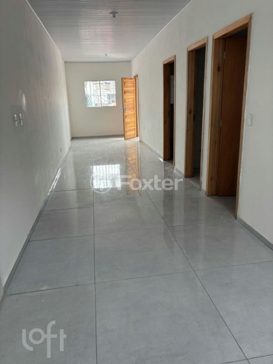 Casa à venda com 2 quartos, 62m² - Foto 1