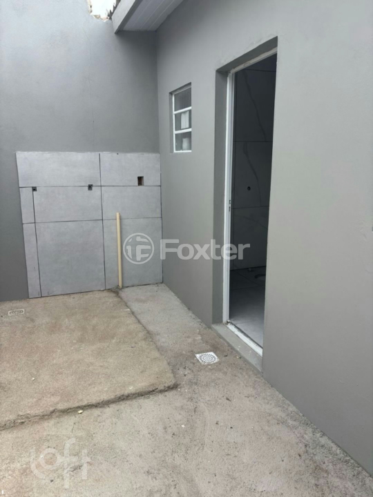 Casa à venda com 2 quartos, 62m² - Foto 12