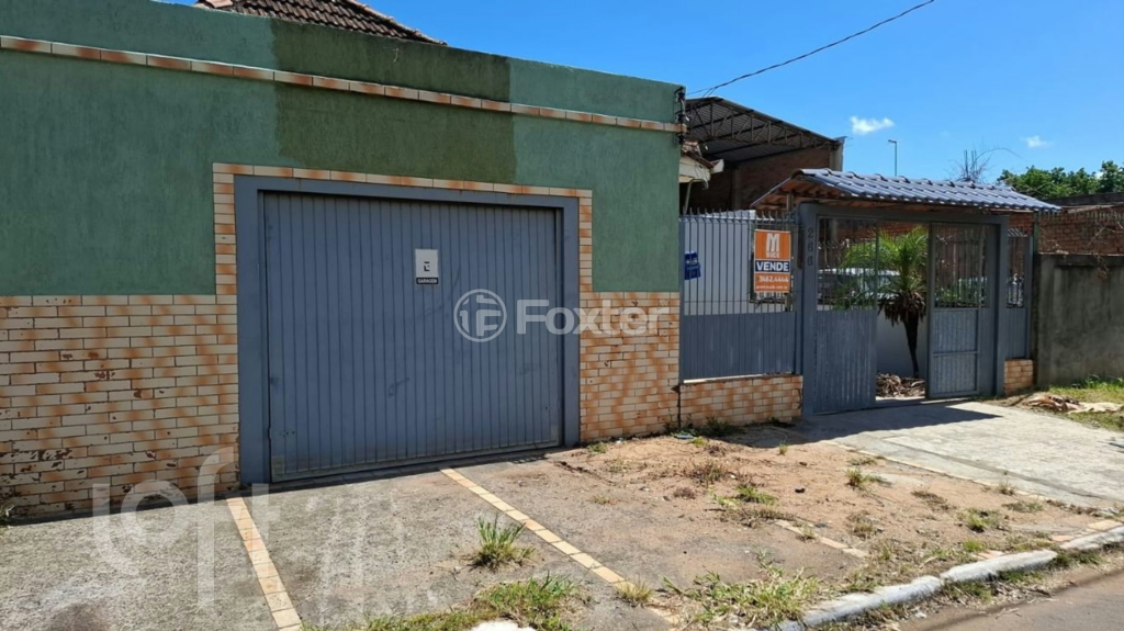 Casa à venda com 3 quartos, 179m² - Foto 1