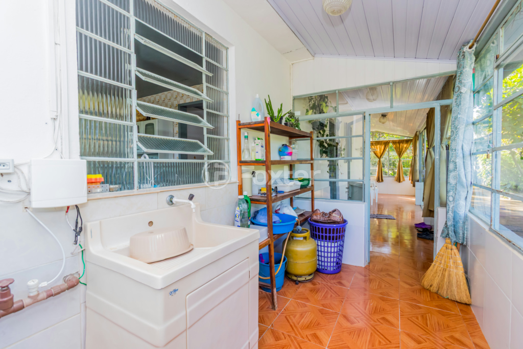 Sítio à venda com 3 quartos, 100m² - Foto 33