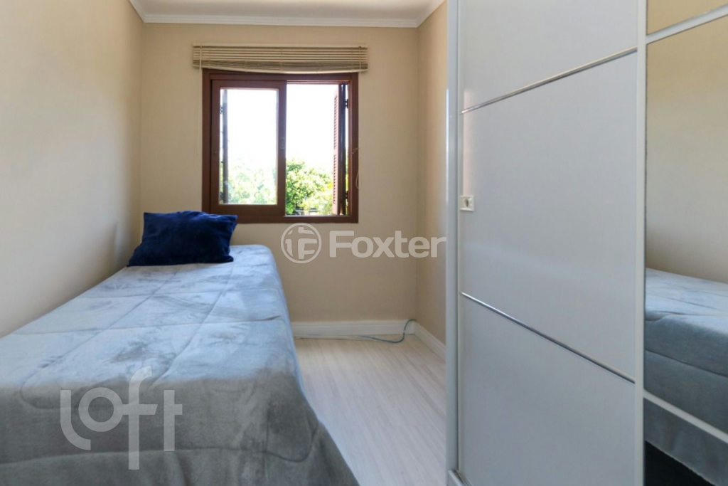 Casa à venda com 3 quartos, 108m² - Foto 1