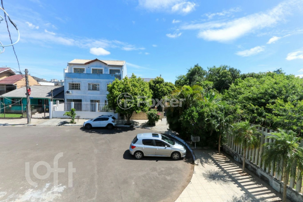 Casa à venda com 3 quartos, 108m² - Foto 3