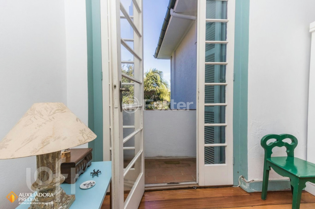 Casa à venda com 3 quartos, 150m² - Foto 14