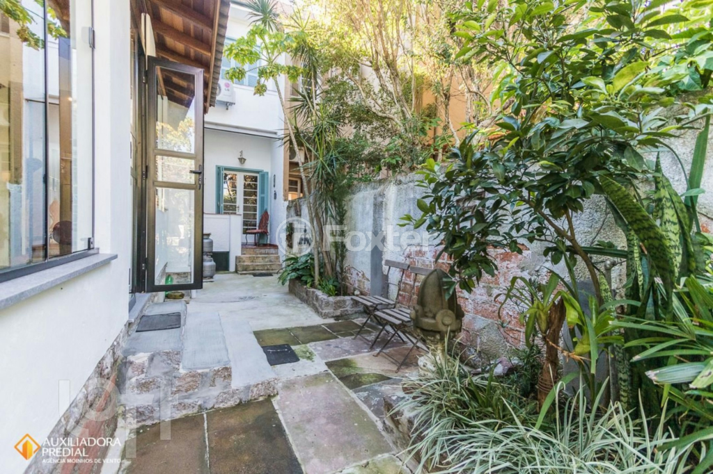 Casa à venda com 3 quartos, 150m² - Foto 10