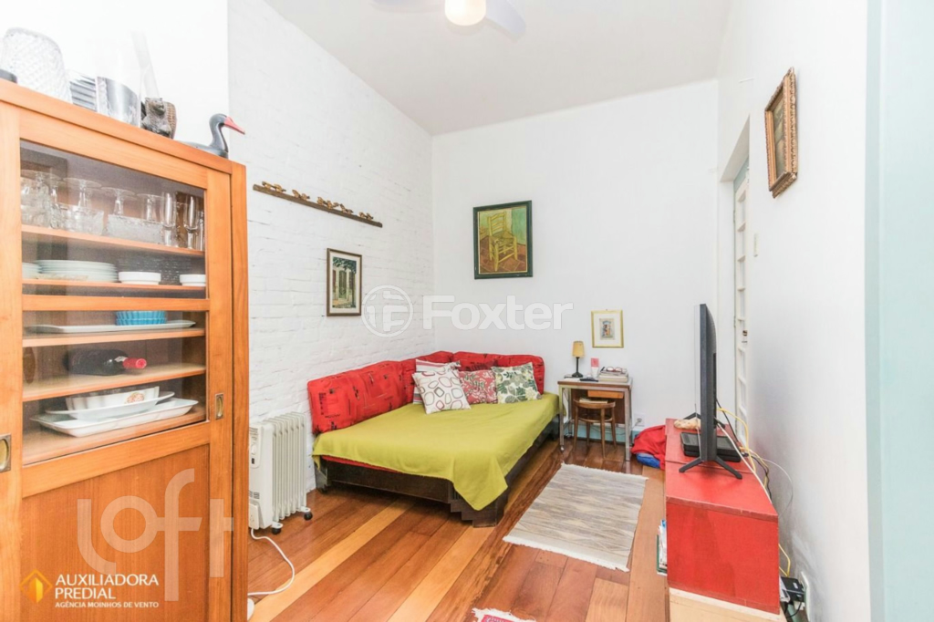 Casa à venda com 3 quartos, 150m² - Foto 4