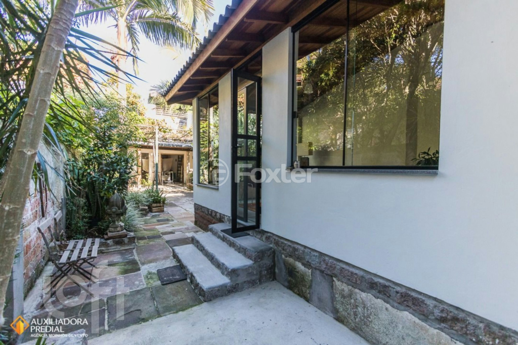 Casa à venda com 3 quartos, 150m² - Foto 8