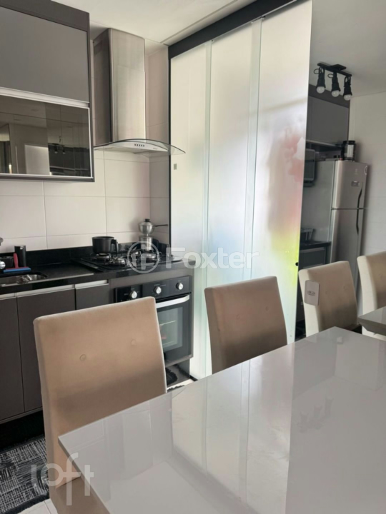 Apartamento à venda com 2 quartos, 45m² - Foto 4
