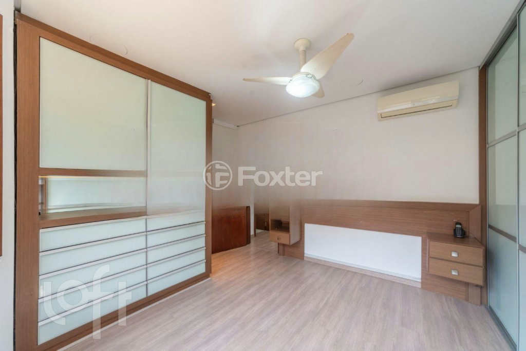 Casa de Condomínio à venda com 3 quartos, 295m² - Foto 30