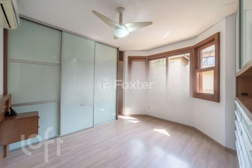 Casa de Condomínio à venda com 3 quartos, 295m² - Foto 28