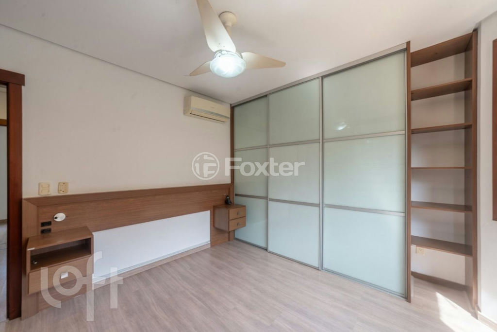 Casa de Condomínio à venda com 3 quartos, 295m² - Foto 31