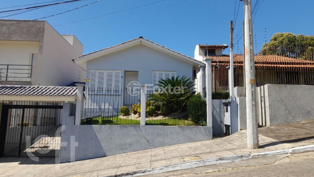 Casa à venda com 2 quartos, 100m² - Foto 4