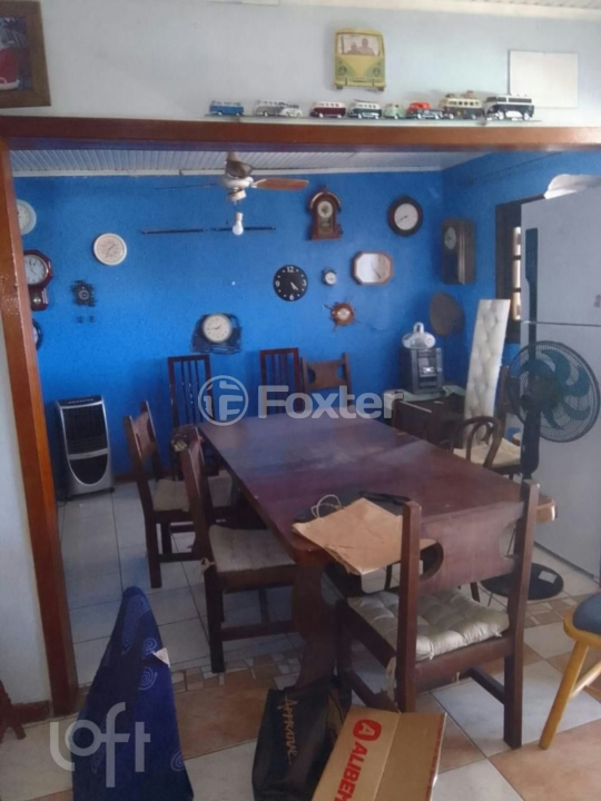 Casa à venda com 5 quartos, 140m² - Foto 2