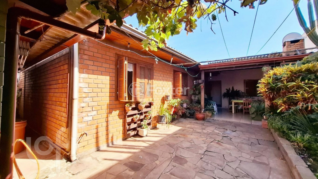 Casa à venda com 3 quartos, 296m² - Foto 11