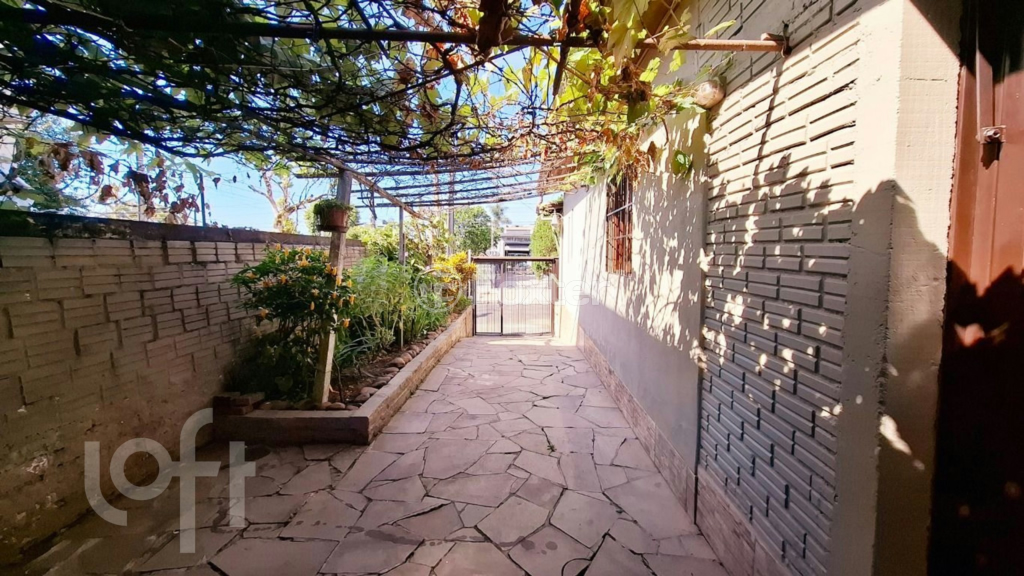Casa à venda com 3 quartos, 296m² - Foto 9