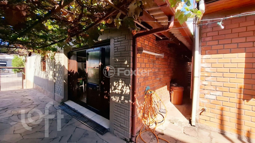 Casa à venda com 3 quartos, 296m² - Foto 10