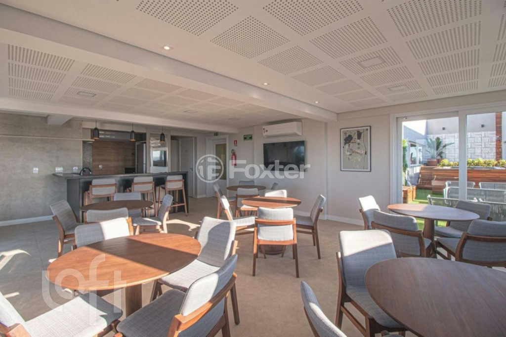 Apartamento à venda com 2 quartos, 75m² - Foto 27