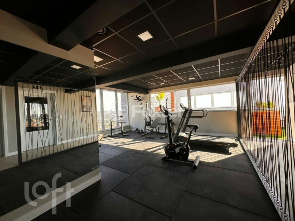 Apartamento à venda com 2 quartos, 75m² - Foto 35