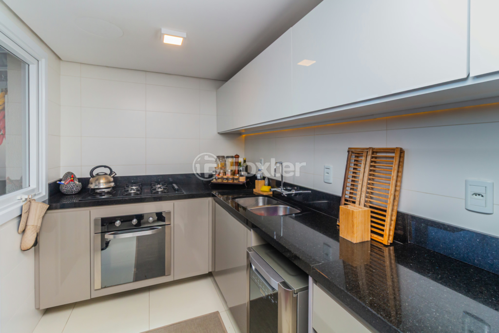Apartamento à venda com 3 quartos, 104m² - Foto 32