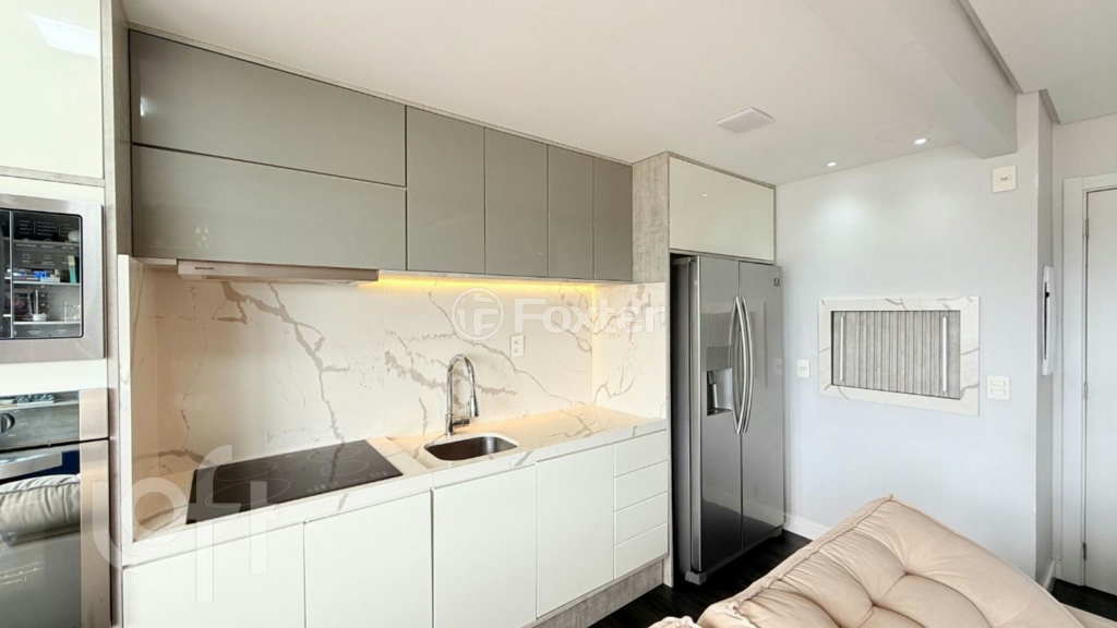 Apartamento à venda com 3 quartos, 76m² - Foto 18