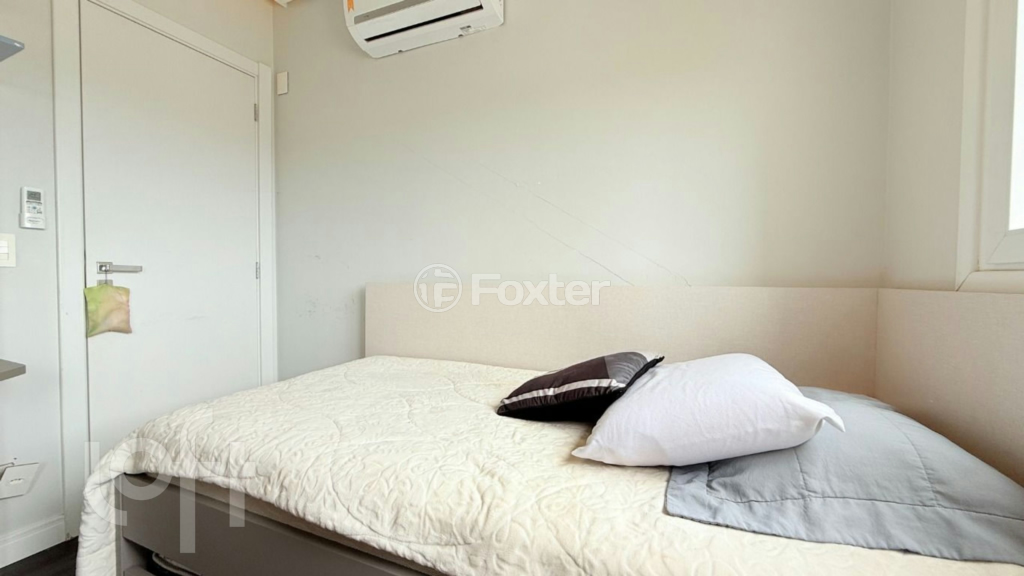 Apartamento à venda com 3 quartos, 76m² - Foto 20