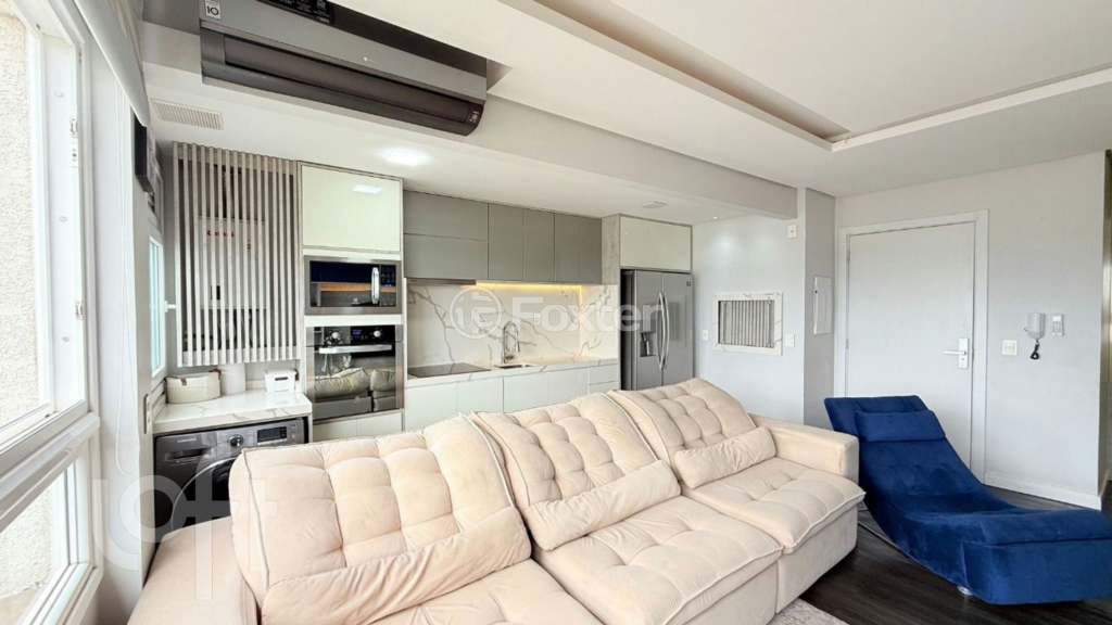 Apartamento à venda com 3 quartos, 76m² - Foto 8