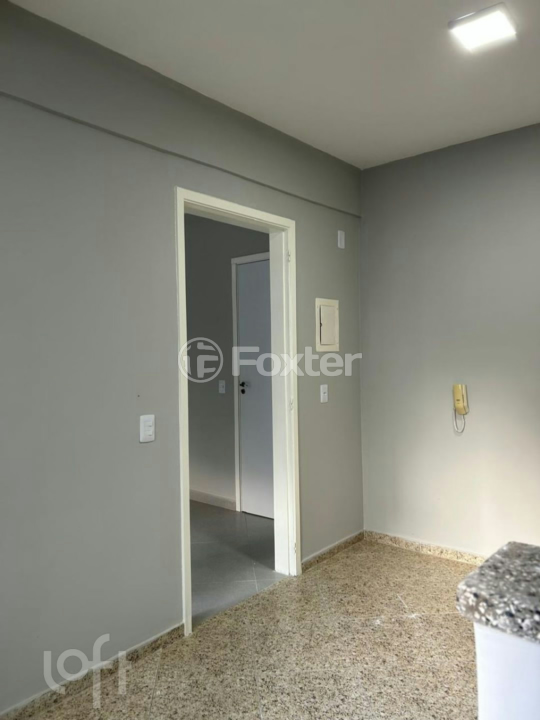 Apartamento à venda com 2 quartos, 62m² - Foto 9