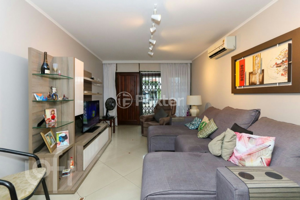 Casa à venda com 3 quartos, 180m² - Foto 4