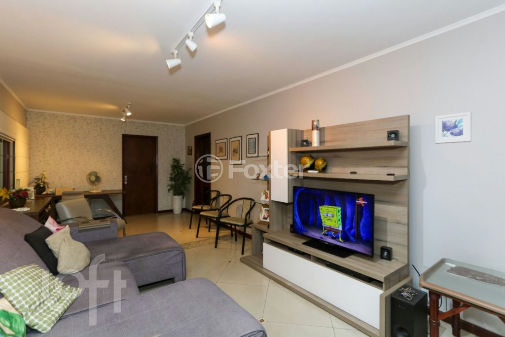 Casa à venda com 3 quartos, 180m² - Foto 8
