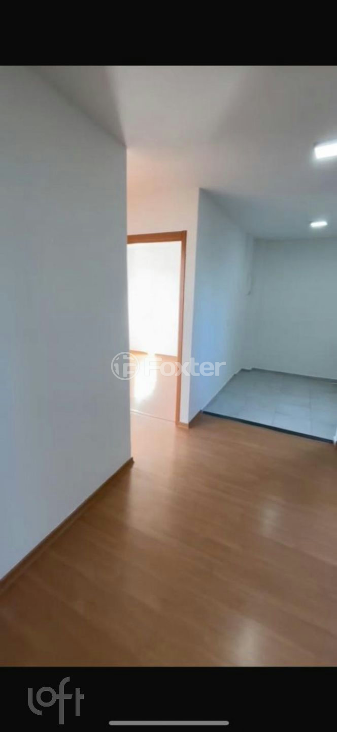 Apartamento à venda com 2 quartos, 40m² - Foto 19